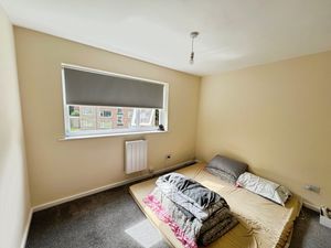Bedroom - click for photo gallery